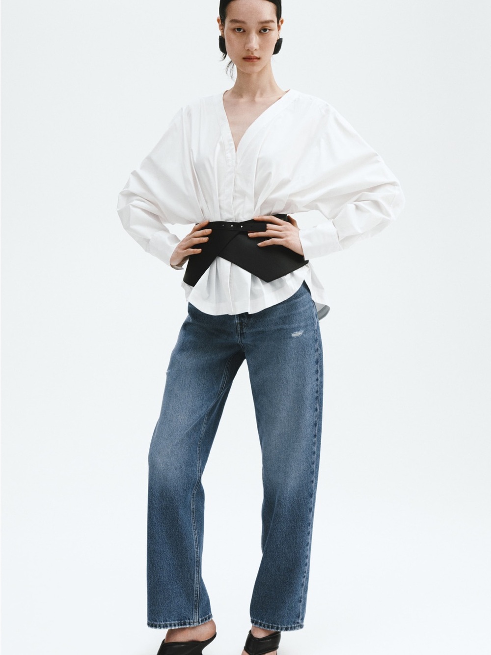 Classic High-Rise Ankle Length Jeans in Blue